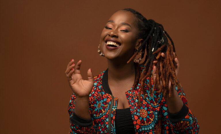 (Photo) : la chanteuse Elida Almeida, produite par Lusafrica.