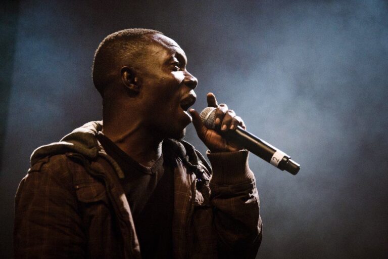 (Photo) : le rappeur Keyti sur scène