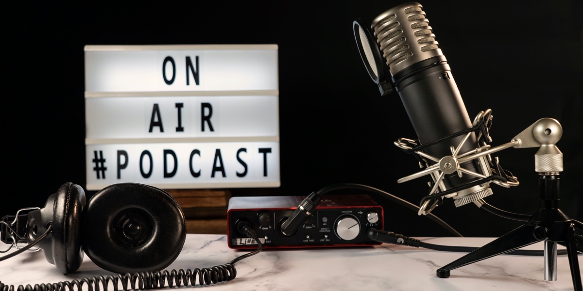 (Photo) : l'ambassade de France lance TONOU, un programme de formation aux bases du podcast au Bénin.