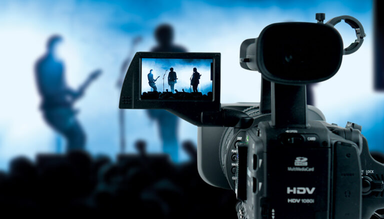 (Photo) : les vidéastes et créateurs africains de contenus peuvent actuellement postuler pour le Tony Elumelu Storytellers Fund.