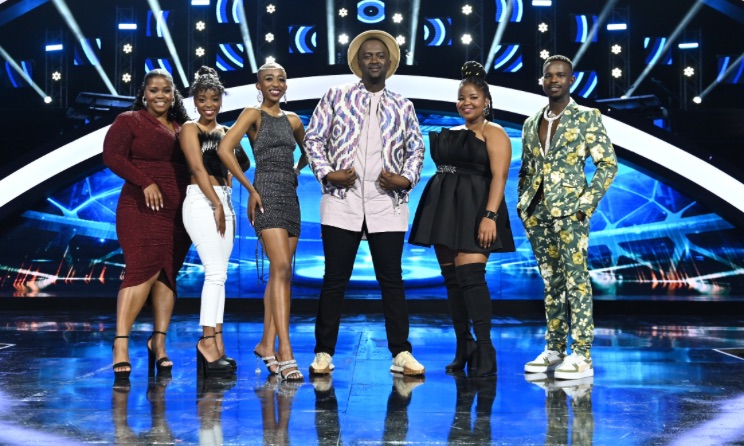 The first six contestants teamed up with big South African artists at the weekend.