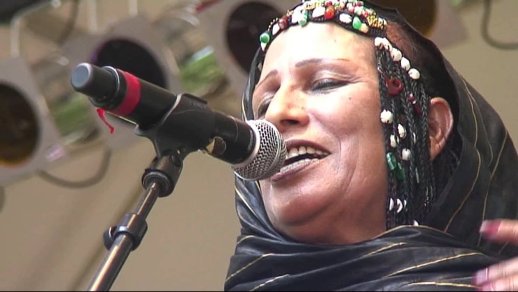 (Photo) : la chanteuse sahraouie Mariem Hassan disparue en 2015.