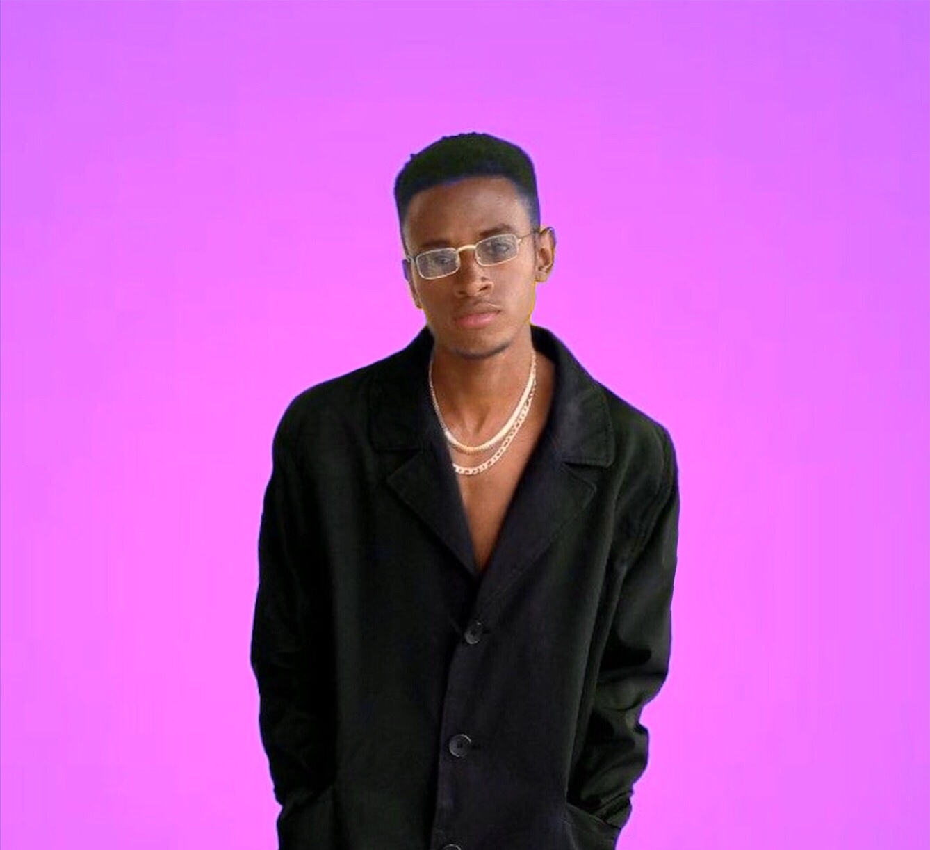 B-rus Rossignol is planning to release his first EP « In My Dreams » on 11 January.