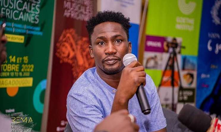 (Photo) : le chanteur Alif Naaba, promoteur des REMA.