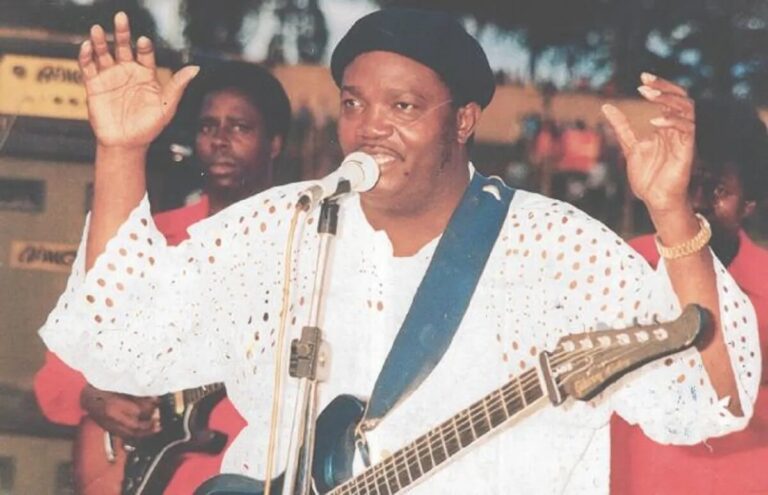 Franco Luambo, musicien congolais