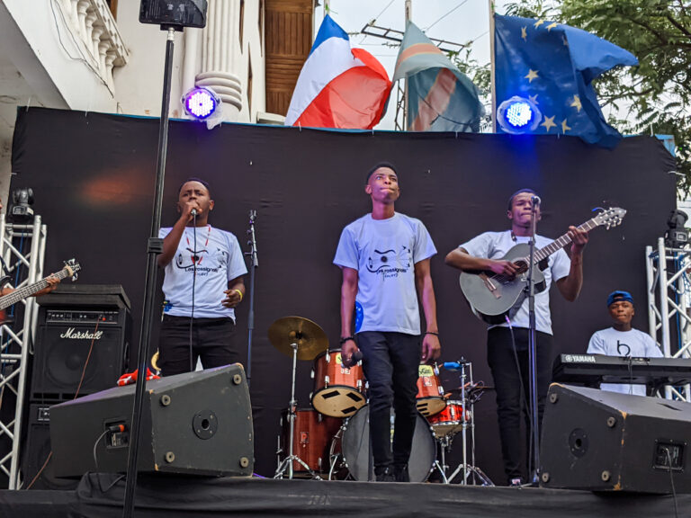 (Photo par David Kasi) : Groupe Rossignol Tenor