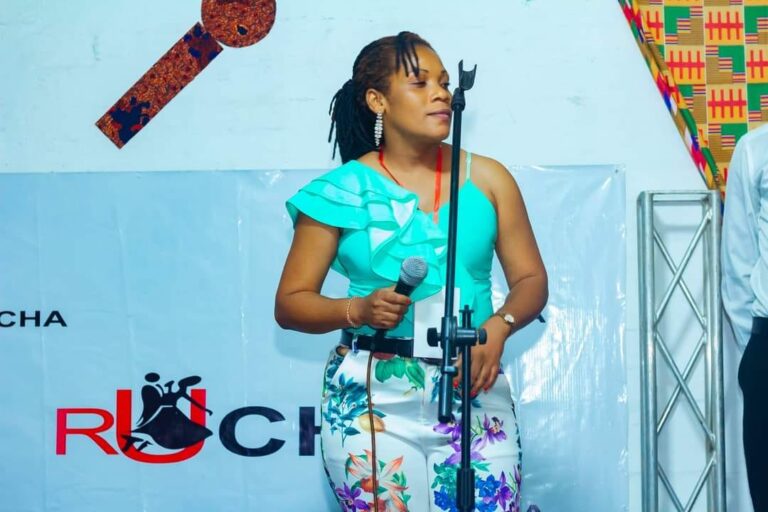 (Photo) : Nathalie Polombwe, gagnante du coucours RUCHA
