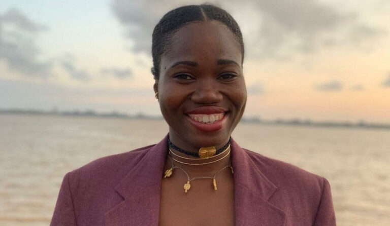 (Photo) : l'artiste béninoise Olufemi Hinson Yovo, lauréate du programme de mentorat Building Beyond 2023.