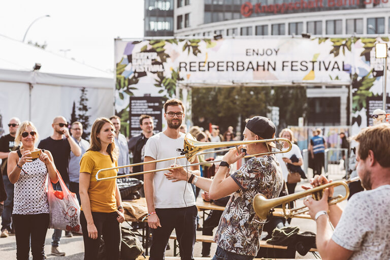 (Photo) : le Reeperbahn Festival recherche des mentors pour l'édition 2022 de son programme Keychange EU.