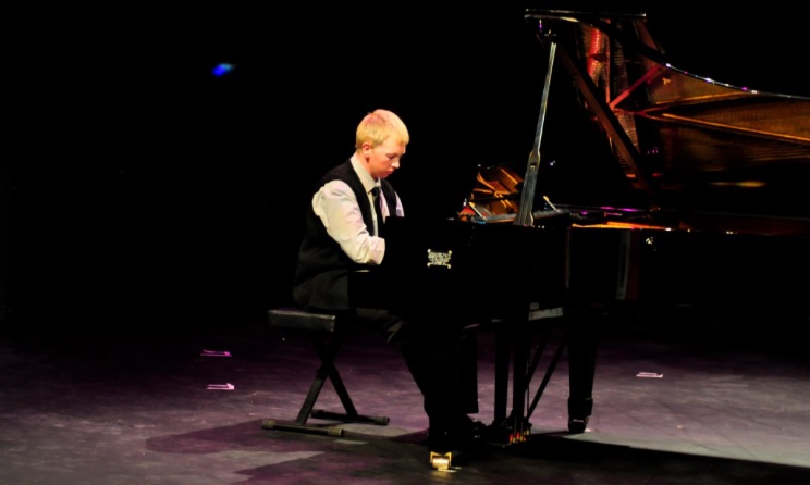 Best Performer Award winner André Breet at the 2012 NEA Young Performer Awards. Photo: National Eisteddfod Academy