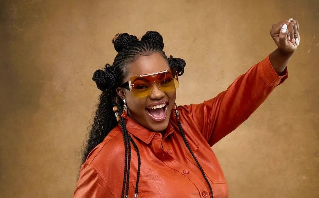 (Photo) : Chanteuse Deborah Lukalu