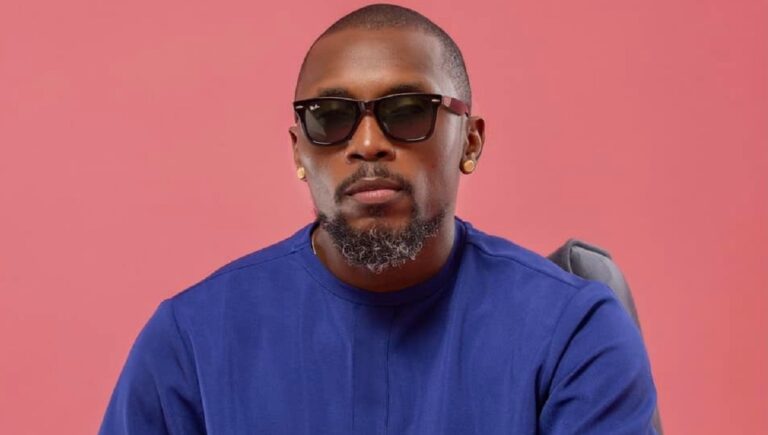 (Photo) : le chanteur ivoirien Serge Beynaud.