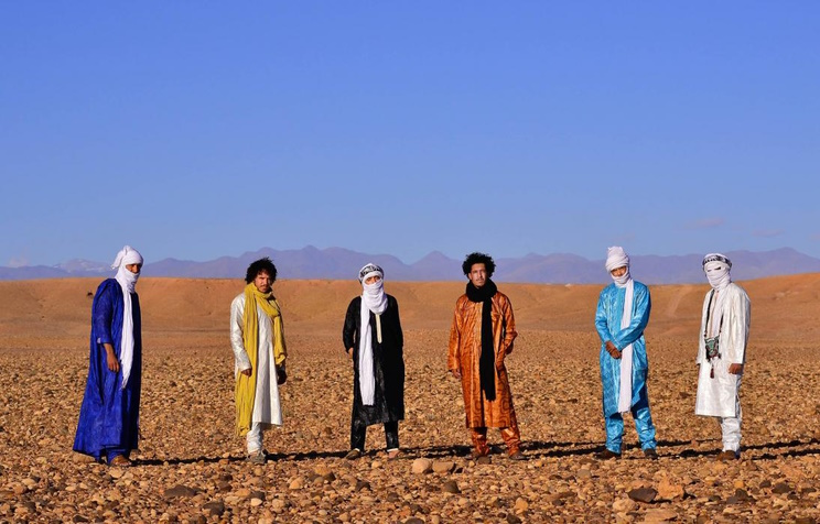 Le groupe Tarwa n’Tiniri, originaire de Ouarzazate sera sur la scène du Festival des Nomades 2023
