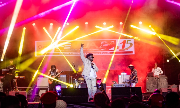Ivorian rapper Didi B performing at FEMUA 2023. Photo: FEMUA