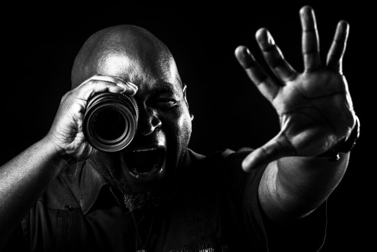 (Photo) : le photographe camerounais Samuel Nja Kwa.