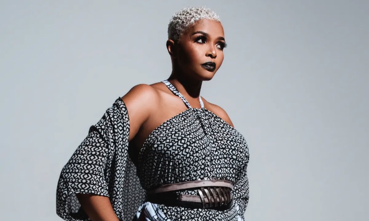 Simphiwe Dana is among the artists who will be featured on the Keep Shining show. Photo: Facebook