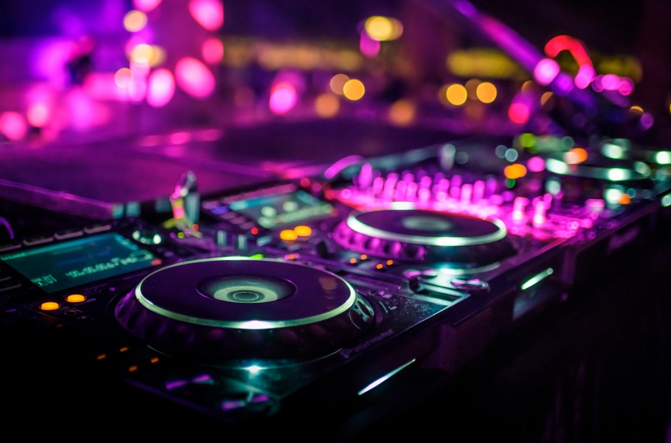 (Photo) : Trace Academia lance une formation au métier de DJ.
