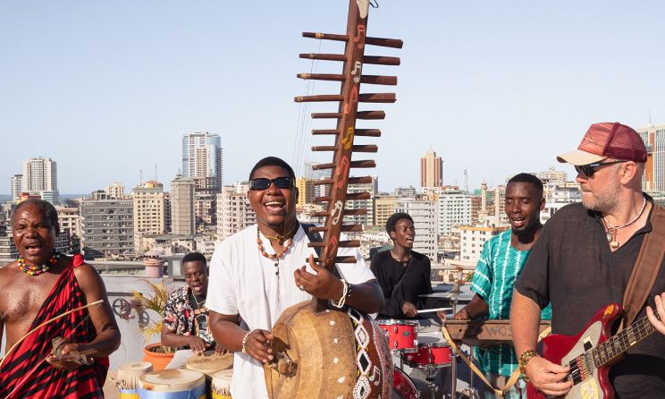 Sinaubi Zawose & Pamoja Zanzibar. Photo: Valentin Rudloff