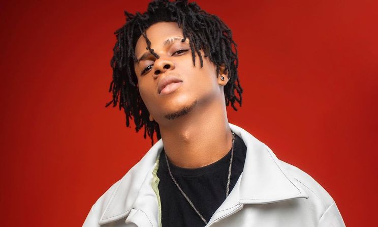 Rapper Zez was named the winner of the maiden edition of the Headies Mic Check competition.