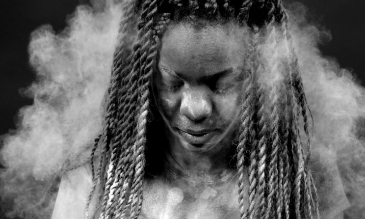 Zambian artist Gladys Kalichini was the Henrike Grohs Art Award winner in 2022.