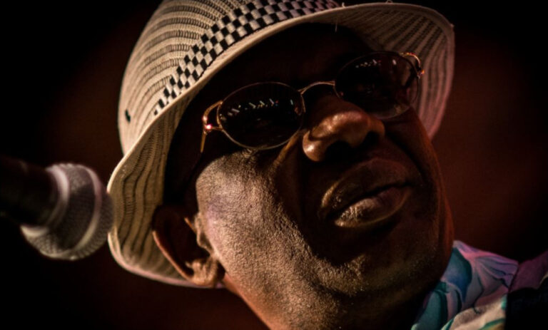 (Photo) : le bluesman peul Bah Moody.