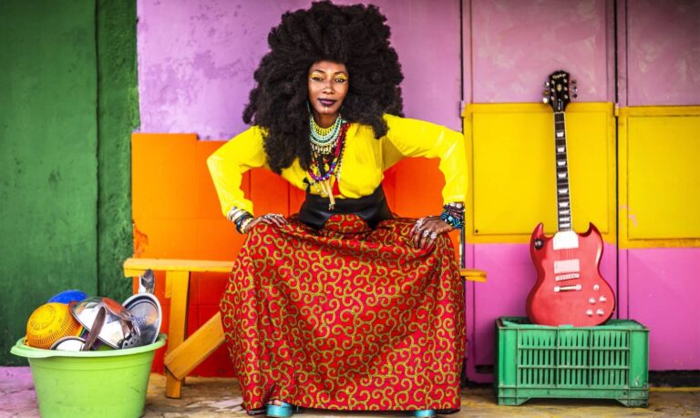 (Photo) : la chanteuse Fatoumata Diawara, pensionnaire de Wagram Music.