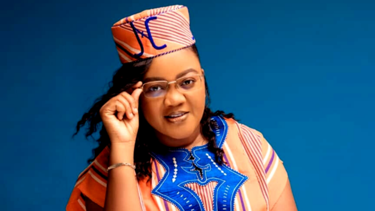 (Photo) : la slameuse béninoise Harmonie Byll Catarya