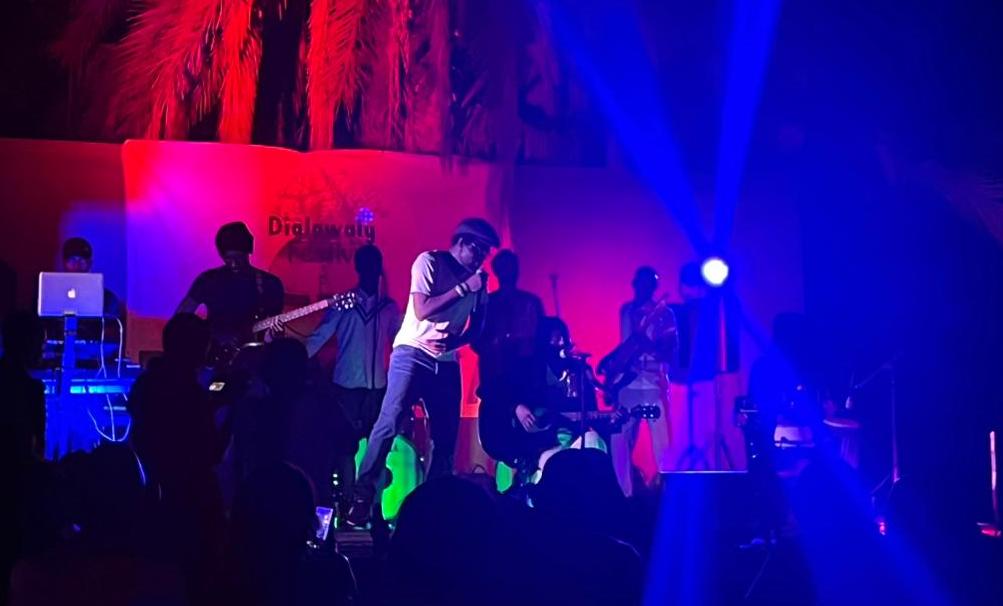 (Photo) : Concert de Souleymane Faye lors de la 5e édition du Festival Dialawaly.