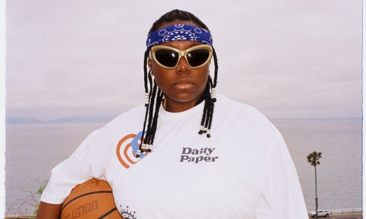 Teni.