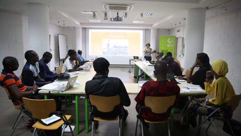 (Photo) : les participants à la WOMEX Academy en 2018.