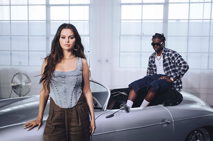 Rema : son remix de « Calm Down » avec Selena Gomez atteint un milliard de streams sur Spotify
