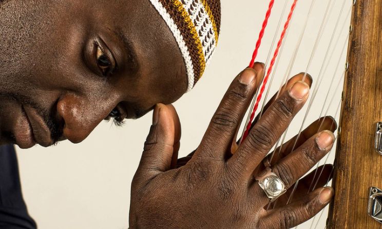 Senegalese kora virtuoso Seckou Keita is a 2022 PRS Foundation Composers’ Fund grantee.