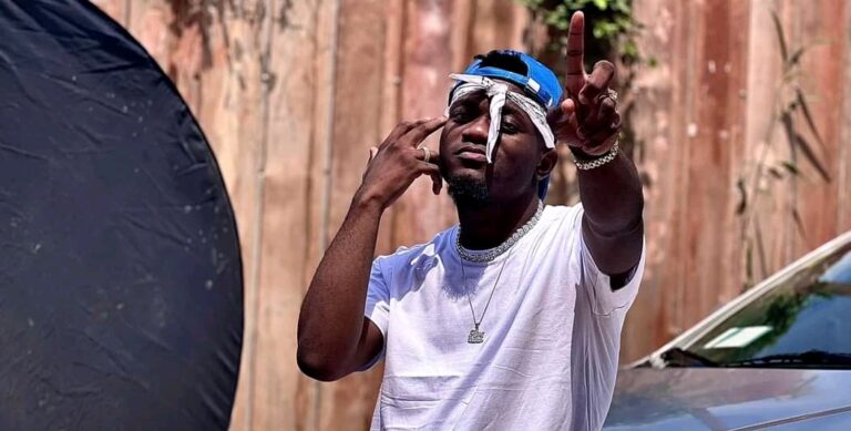 (Photo) : l'artiste camerounais King Arthur.