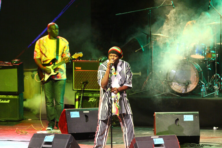 (Photo) : les candidatures sont ouvertes pour les artistes qui souhaitent se produire en live au MASA 2024.