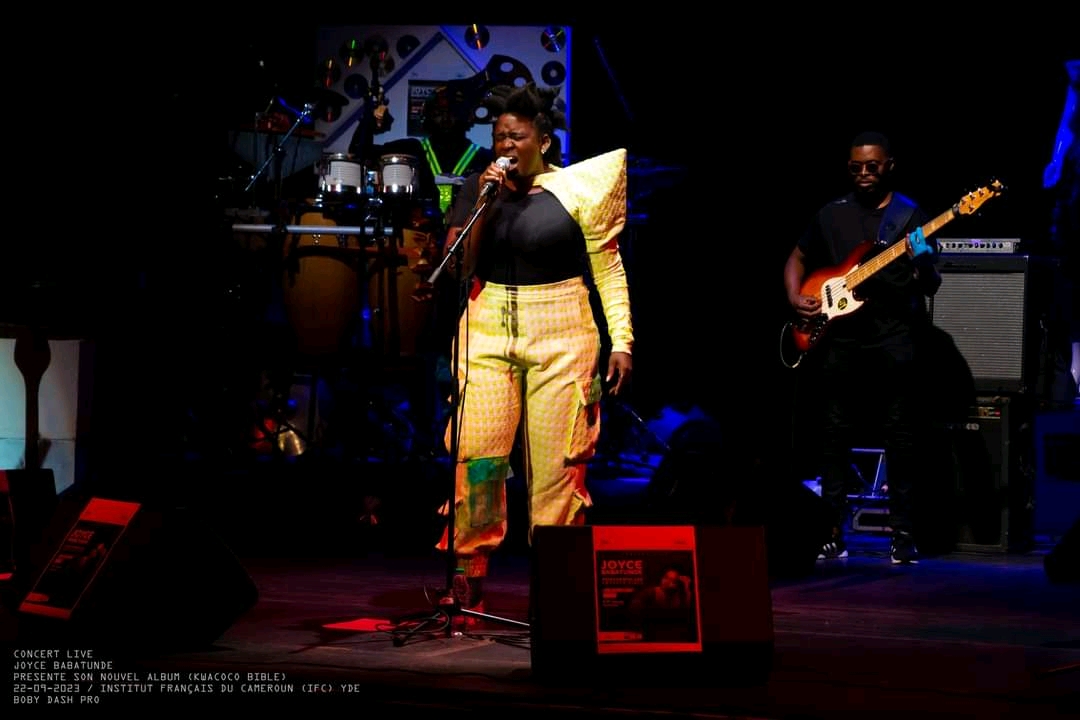 (Photo) : l'artiste camerounaise Kwacoco Bible.