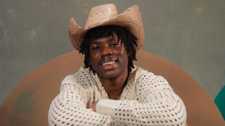 (Photo) : le jeune artiste nigérian Rema.