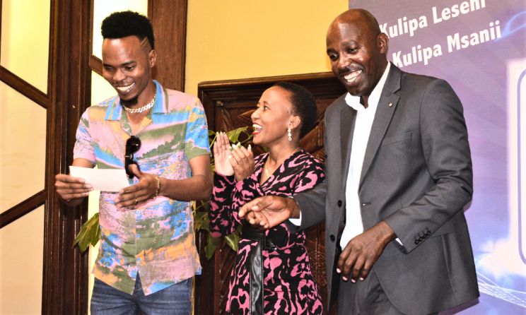 From right: MCSK Chairman Lazarus Muli, Kirinyaga County Women Rep Njeri Maina and musician Kasolo during an event to mark the disbursement of royalties by the MCSK in Nairobi on 25 January 2024.