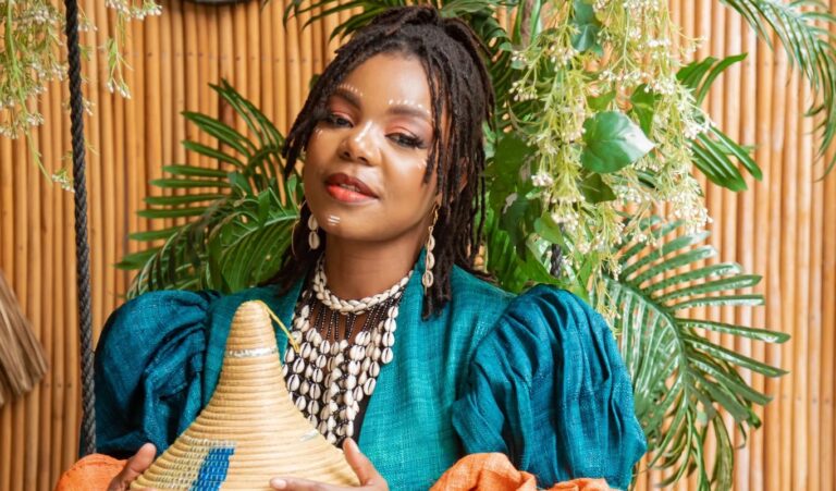 (Photo) : Nestelia Forrest a été elue meilleure artiste feminine