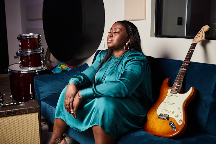 Nana Menthe présente Karan, un album en hommage à ses racines et à l'éducation (Photo) : nanamenthe.com