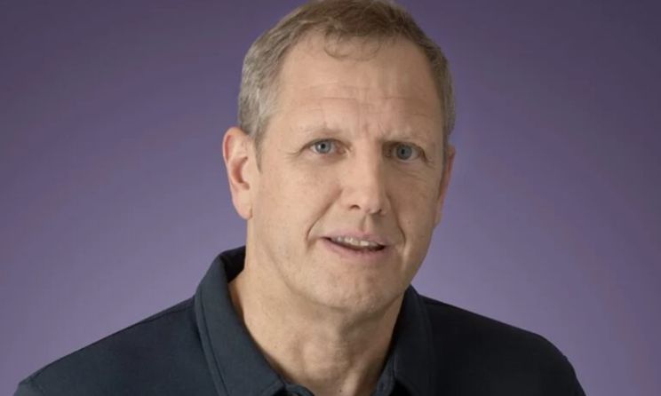 Deezer interim CEO Stu Bergen.