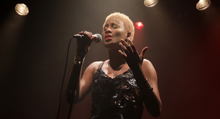Maina Sourang sur la scène du festival de jazz de Liège en Belgique (Photo) : Dominique Houchmant - Goldo