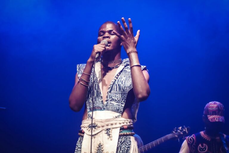 (Photo) : Nda Chi, médaillé d’or dans la catégorie chanson à l’édition 2023 des jeux de la Francophonie organisés en Côte d’Ivoire