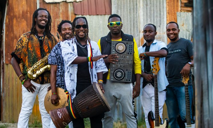 Abeneko and The Positive Mind. Photo: Victor Tinga