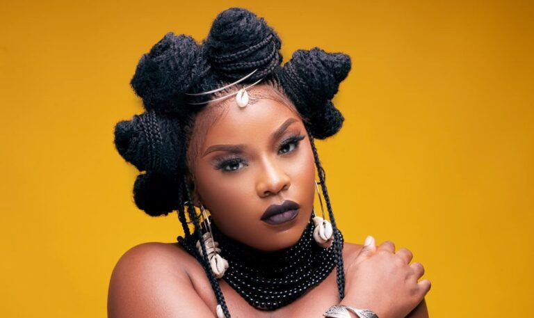(Photo) : Krys M était élue artiste féminine de l'année au CIMFEST Awards 2023