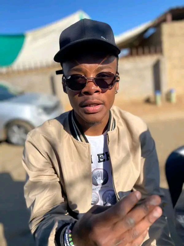 Ezzy Da Tsotsi