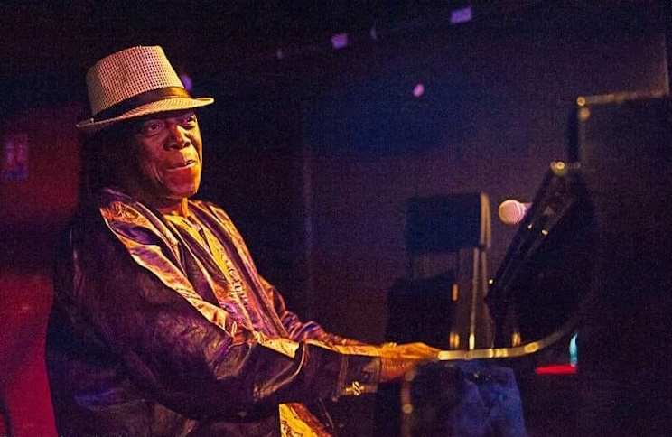 Abdoulaye Diabaté, pianiste virtuose et leader du Kora Jazz Trio