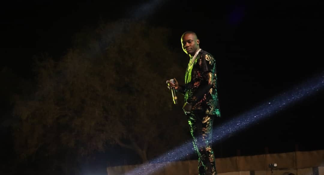 Sidiki Diabaté sur la scène du Festival sur le Niger l'année dernière