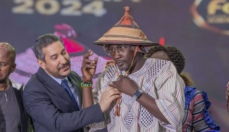 Alif Naaba, artiste et promoteur des Rencontres Musicales Africaines, avait été sacré FAMA de l'année lors de la 11e édition des Faso Music Awards, qui s'était tenue le 31 mai 2024 à Ouagadougou au Burkina Faso