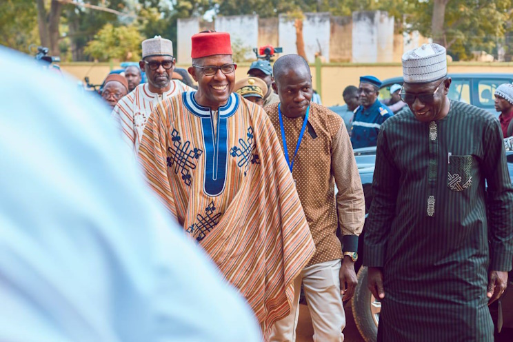 Hier, lors de l'ouverture du Festival sur le Niger 2025, Mamou Daffé, ministre de l'Artisanat, de la Culture, de l'Industrie hôtelière et du Tourisme du Mali, a souligné l'importance de la culture comme levier essentiel pour dynamiser et stimuler le développement économique régional.