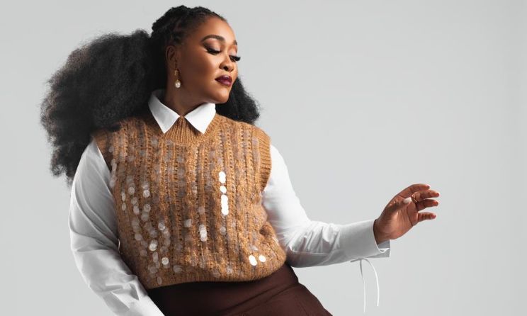 Lady Zamar.